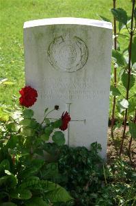 Dozinghem Military Cemetery - Edwards, F